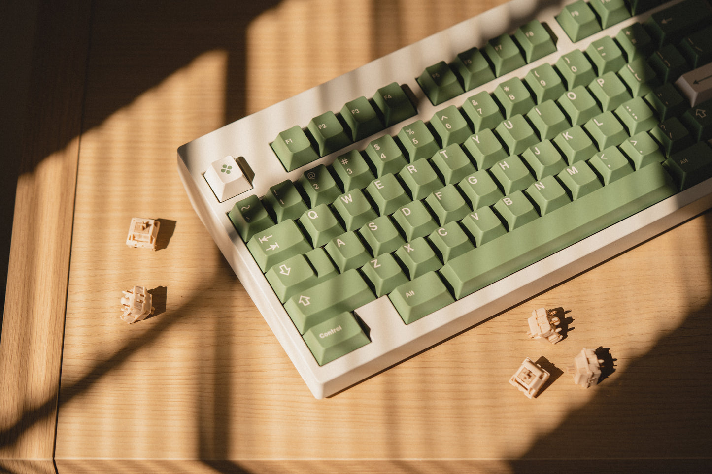 Oak Switches
